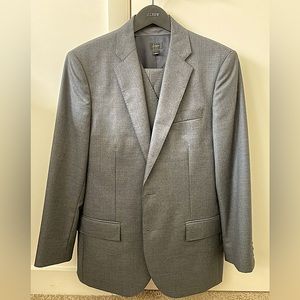 40S 3 Piece Ludlow Suit in Dark Grey American Wool